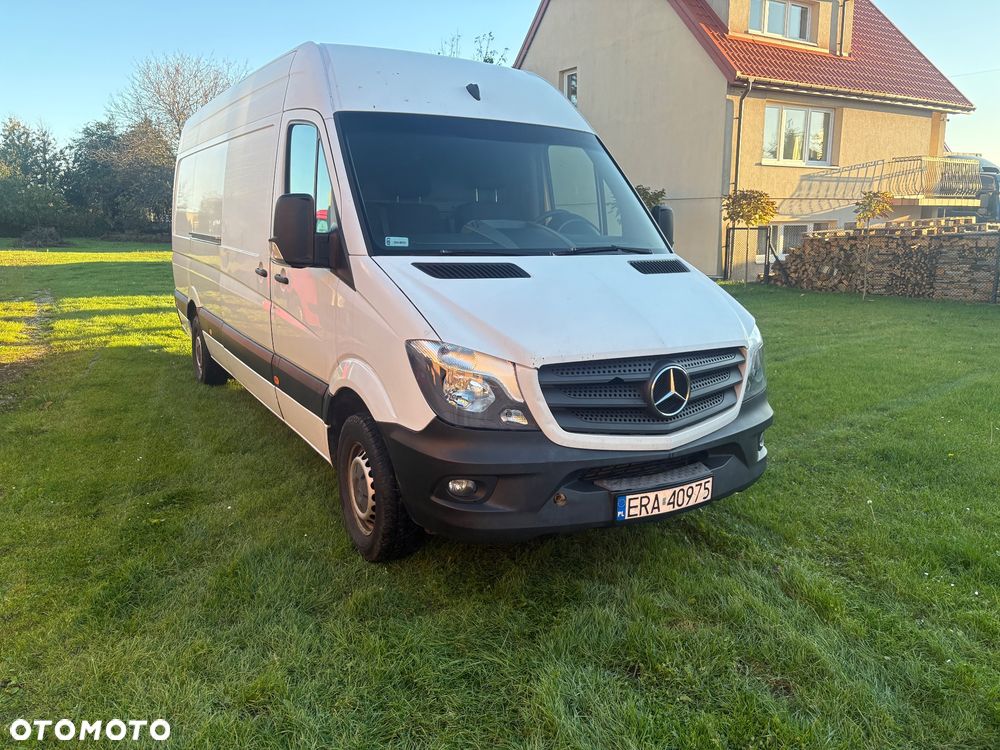 Mercedes-Benz Sprinter - 1