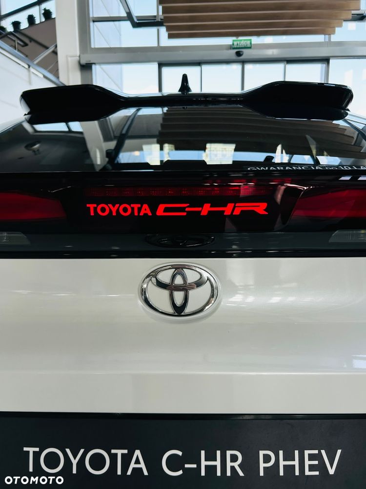 Toyota C-HR 2.0 PHEV Dynamic Force Executive - 12