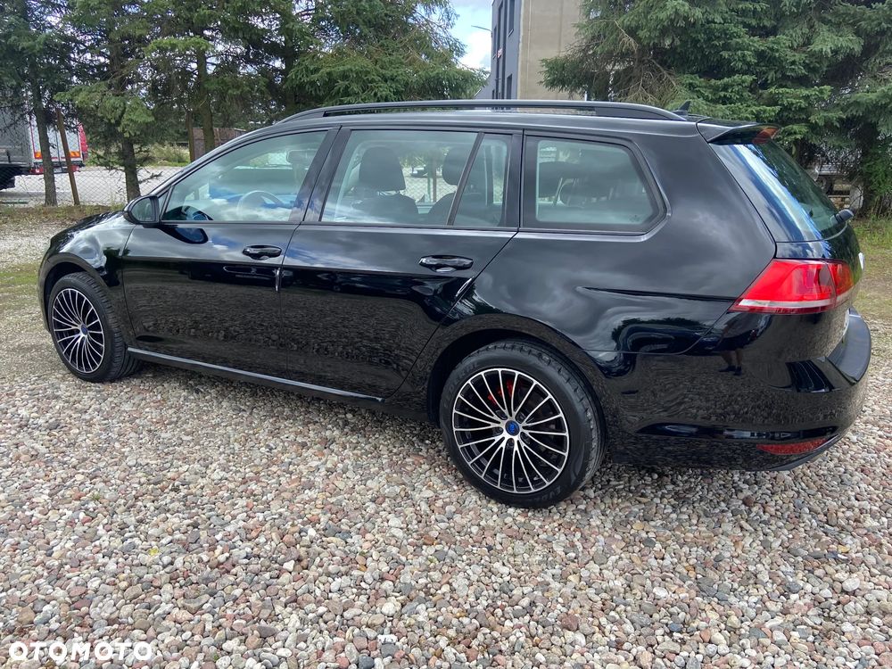 Volkswagen Golf - 17