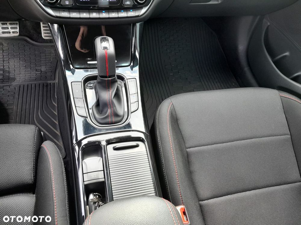 Hyundai i30 1.5 T-GDI 48V Modern DCT - 18