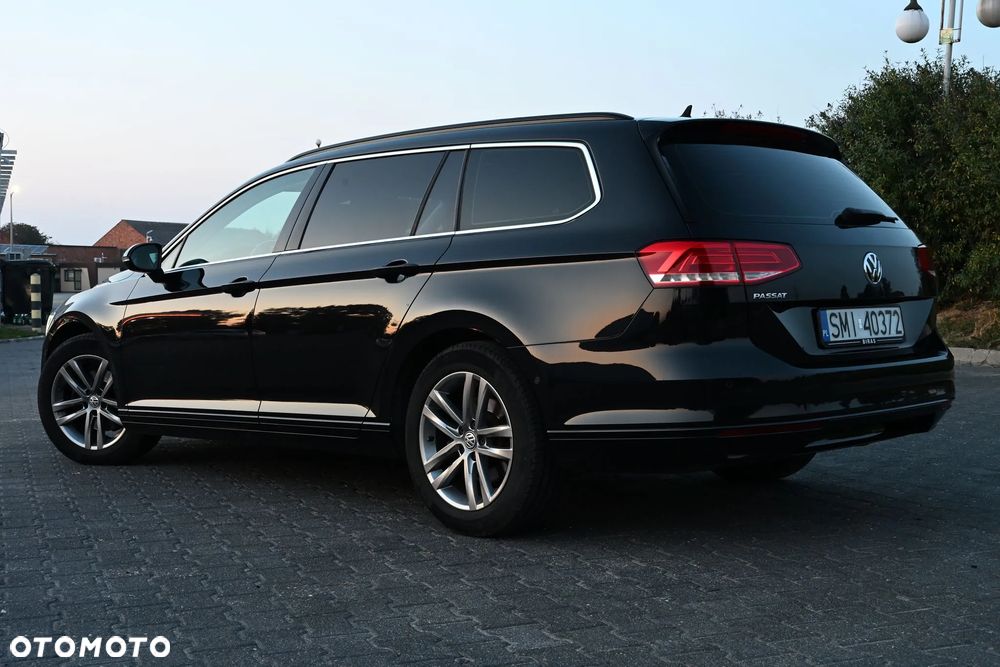 Volkswagen Passat 2.0 TDI SCR Comfortline DSG - 4
