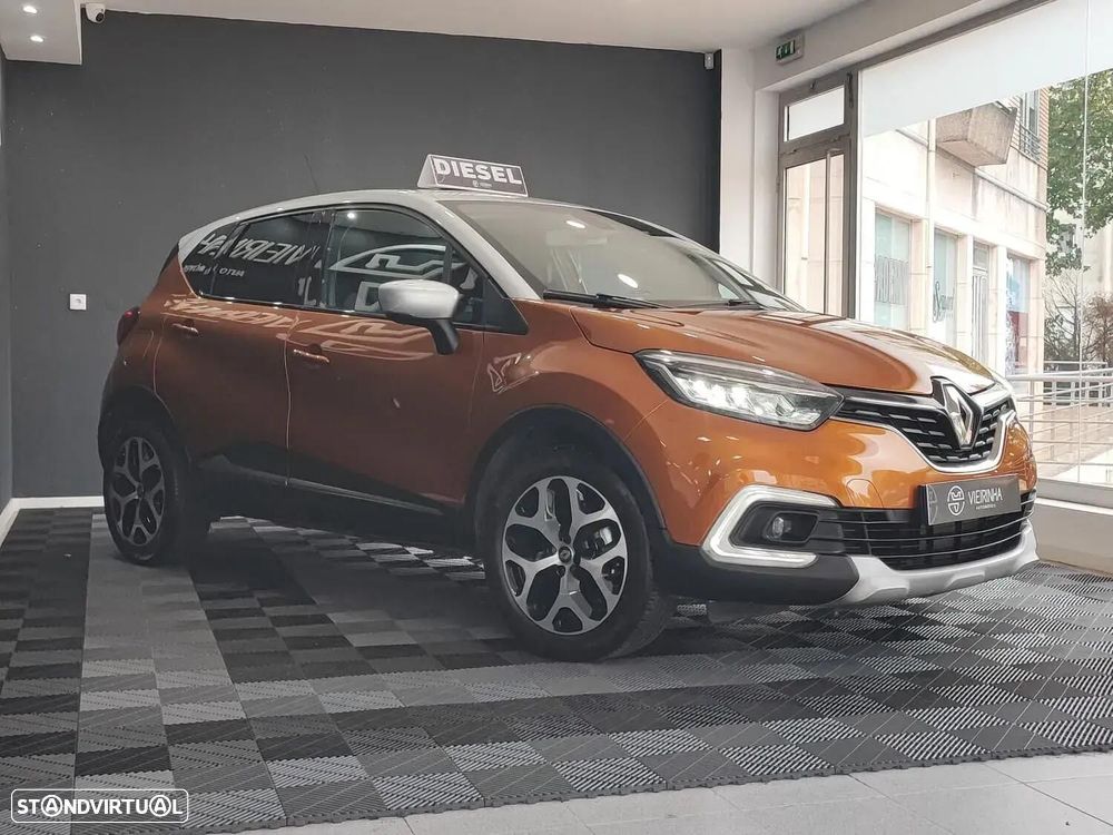 Renault Captur 1.5 dCi Exclusive EDC - 9