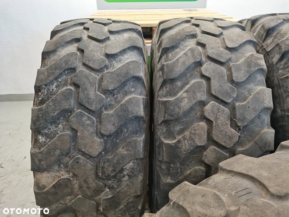 Komplet kół New Holland W60(13x20) - 7
