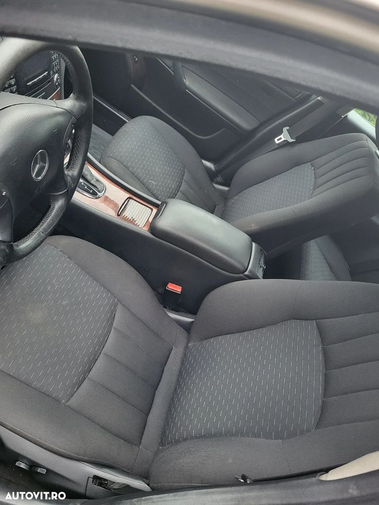 Mercedes-Benz C - 7