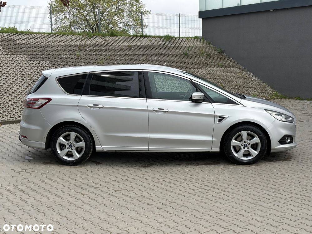 Ford S-Max 2.0 TDCi Titanium PowerShift - 33