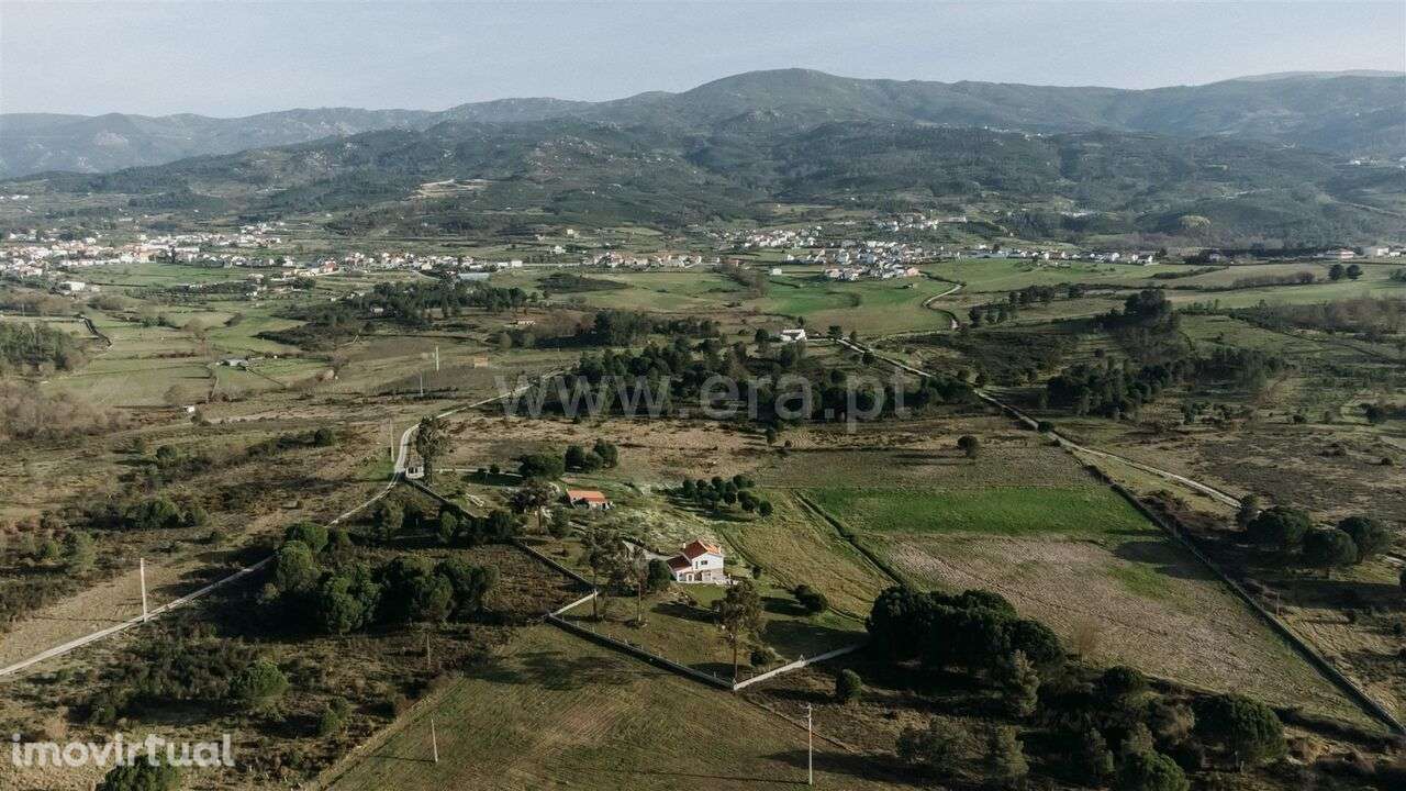 Moradia T3 / Seia, Santa Marinha e São Martinho - Grande imagem: 3/20