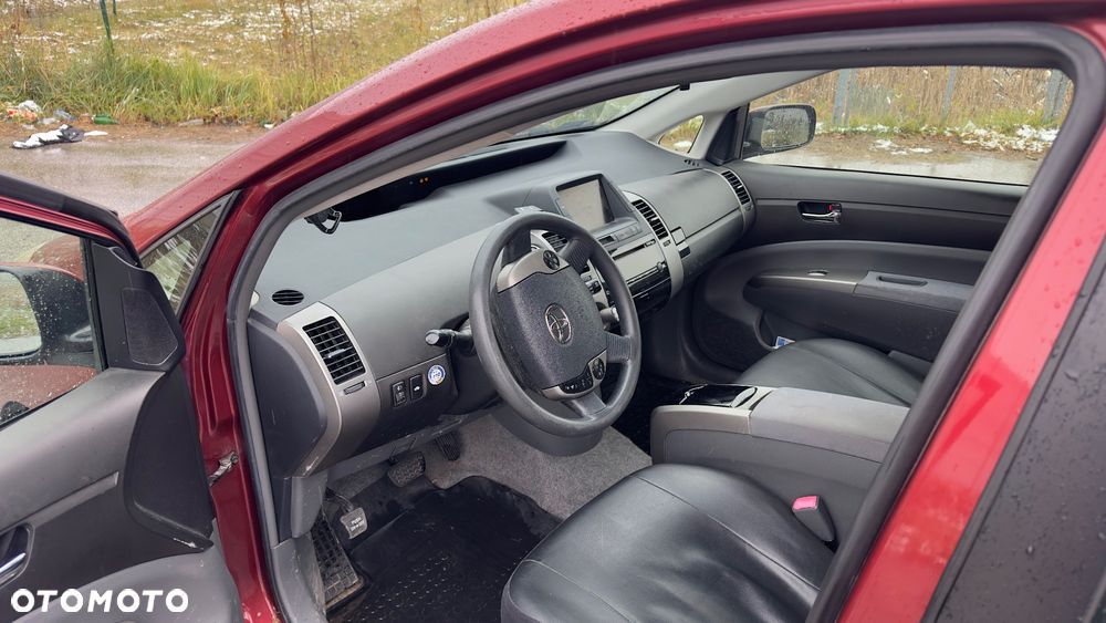 Toyota Prius 1.5 VVT-i Sol - 6