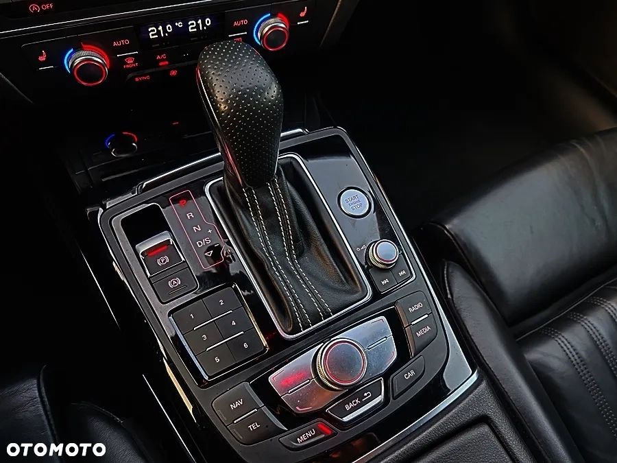 Audi A6 Avant 3.0 TDI S tronic - 26