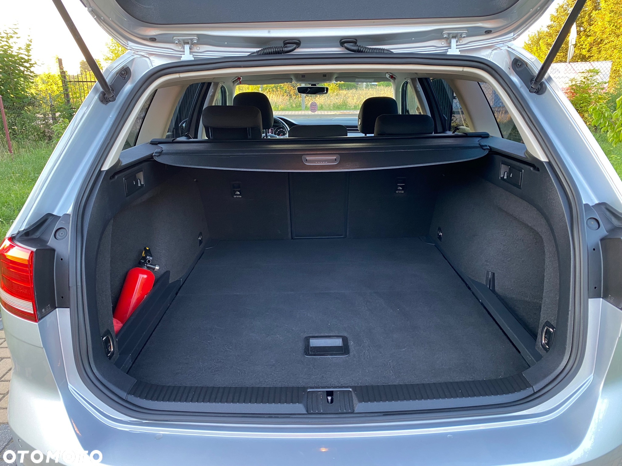 Volkswagen Passat 1.6 TDI BMT Comfortline - 17