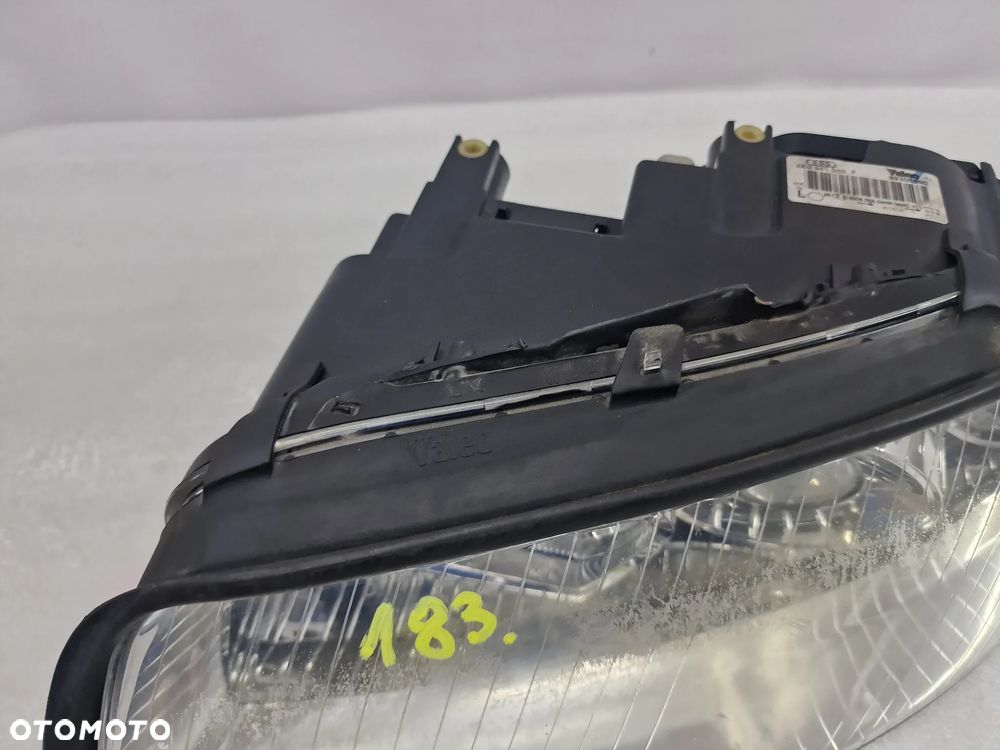 AUDI A4 B6 8E0 02-05 LEWA LAMPA PRZEDNIA PRZÓD SOCZEWKA , NR 8E0941003F , NR AUKCJI LA183 - 6