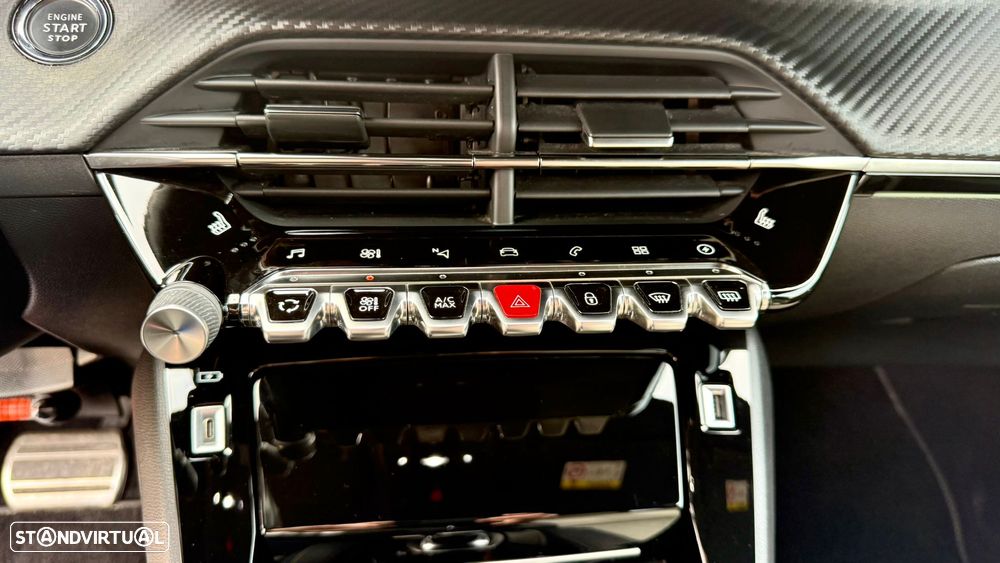 Peugeot e-208 50 kWh GT - 12