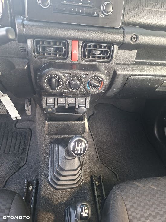 Suzuki Jimny 1.5 ALLGRIP Comfort+ - 7