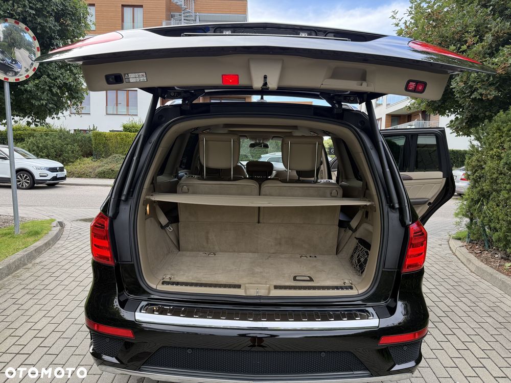 Mercedes-Benz GL - 22