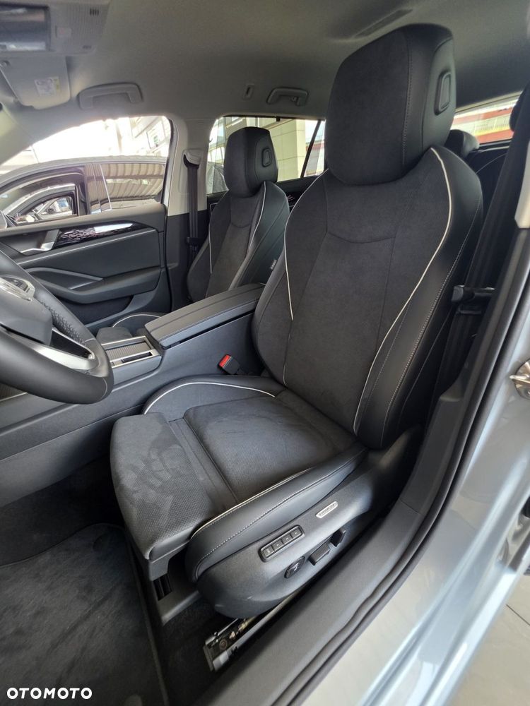 Volkswagen Passat Variant 1.5 TSI ACT mHEV Business Plus DSG - 14