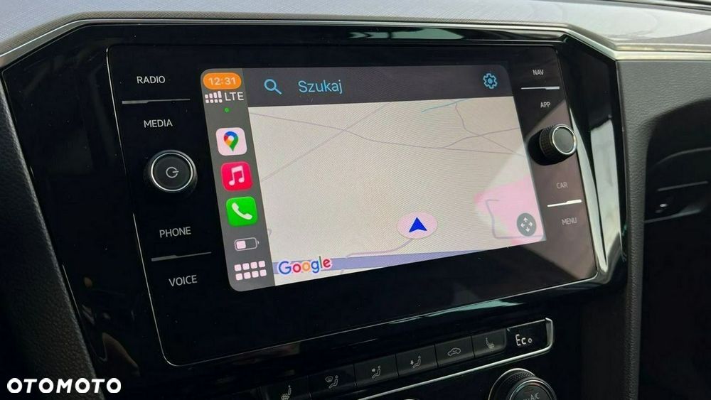 Volkswagen Passat - 39