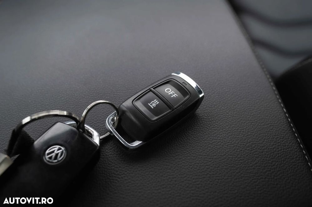 Volkswagen Touareg - 36