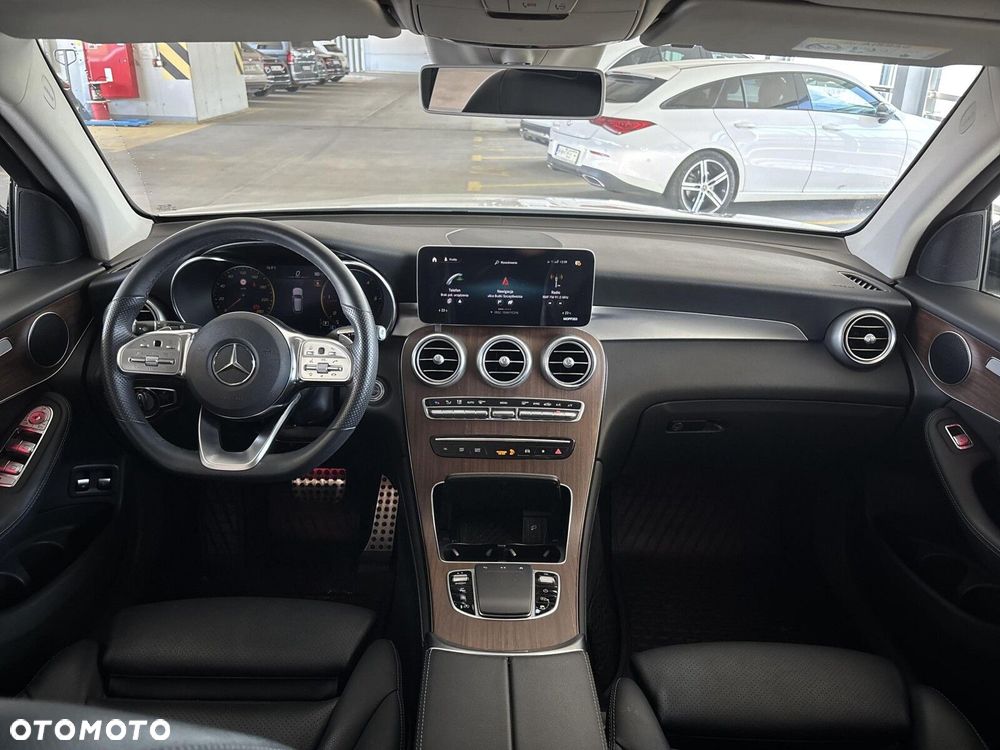 Mercedes-Benz GLC - 14