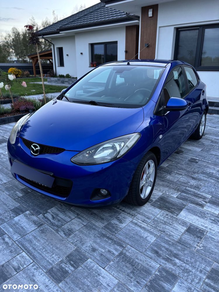 Mazda 2 - 10