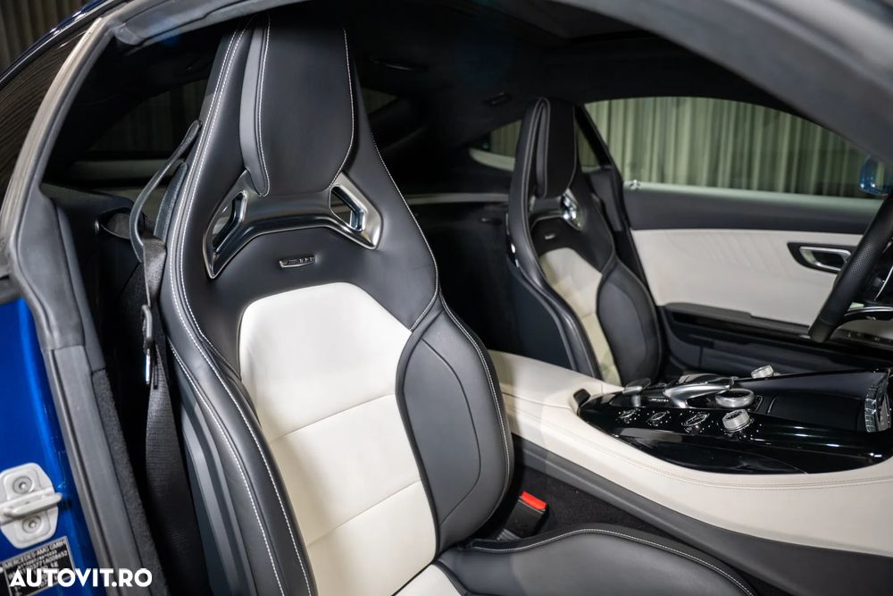 Mercedes-Benz AMG GT Standard - 33