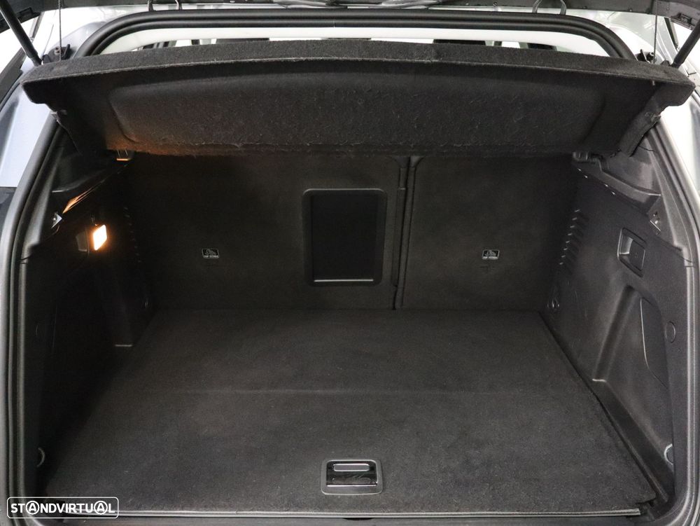 Peugeot 3008 1.6 Hybrid Allure e-EAT8 - 22