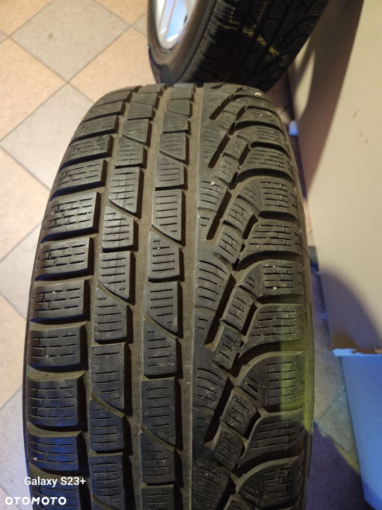 4 używane koła zimowe RunFlat Pirelli Sotozero winter 210  na obręczach aluminiowych R17, 225x60 - 3