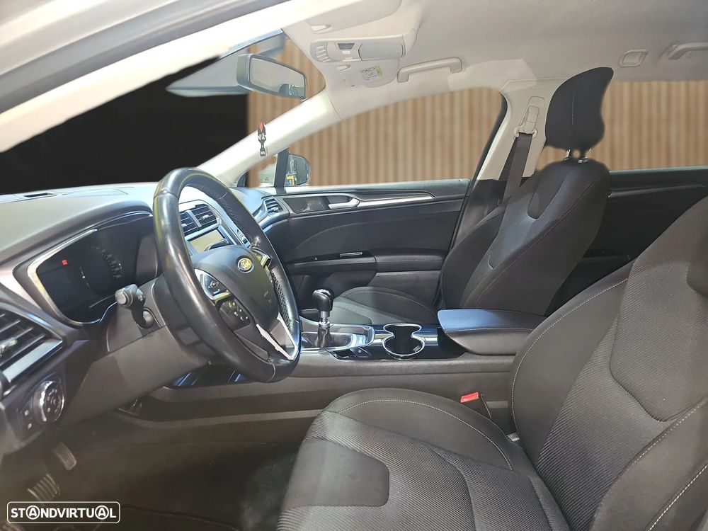 Ford Mondeo SW 1.6 TDCi Titanium - 8
