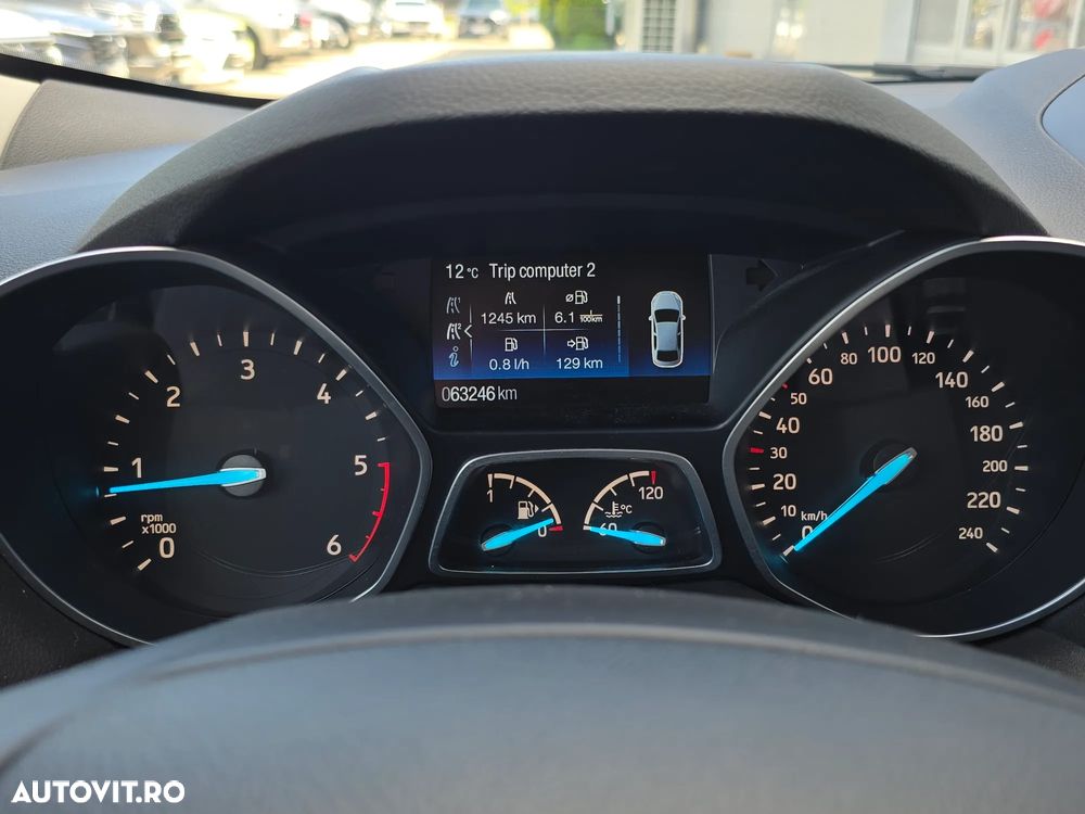 Ford Kuga 1.5 TDCi 2WD Titanium - 9