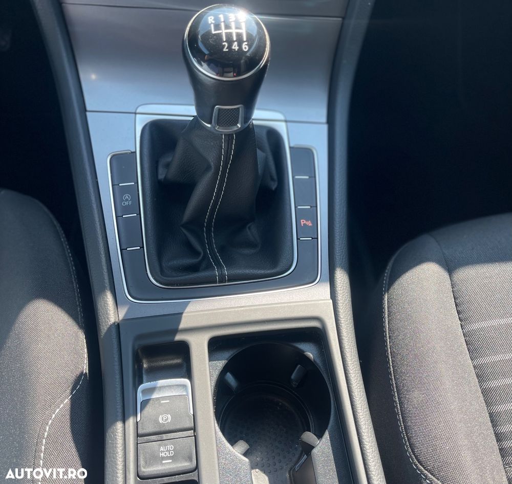 Volkswagen Golf 2.0 TDI BlueMotion Technology Lounge - 13