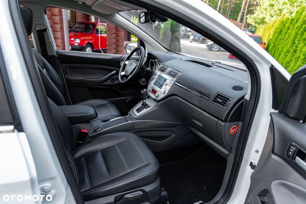 Ford Kuga 2.5 4x4 Trend - 25