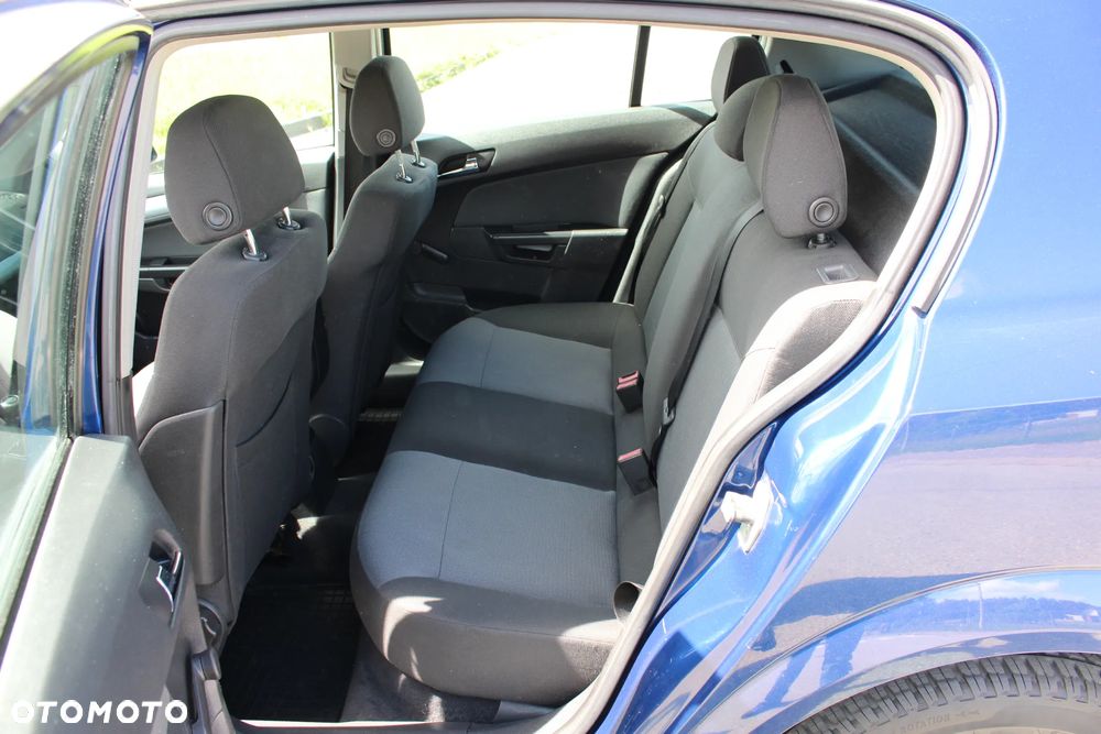 Opel Astra - 8