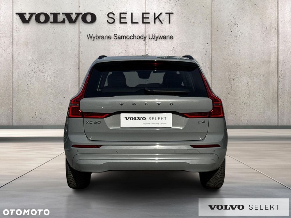 Volvo XC 60 - 4