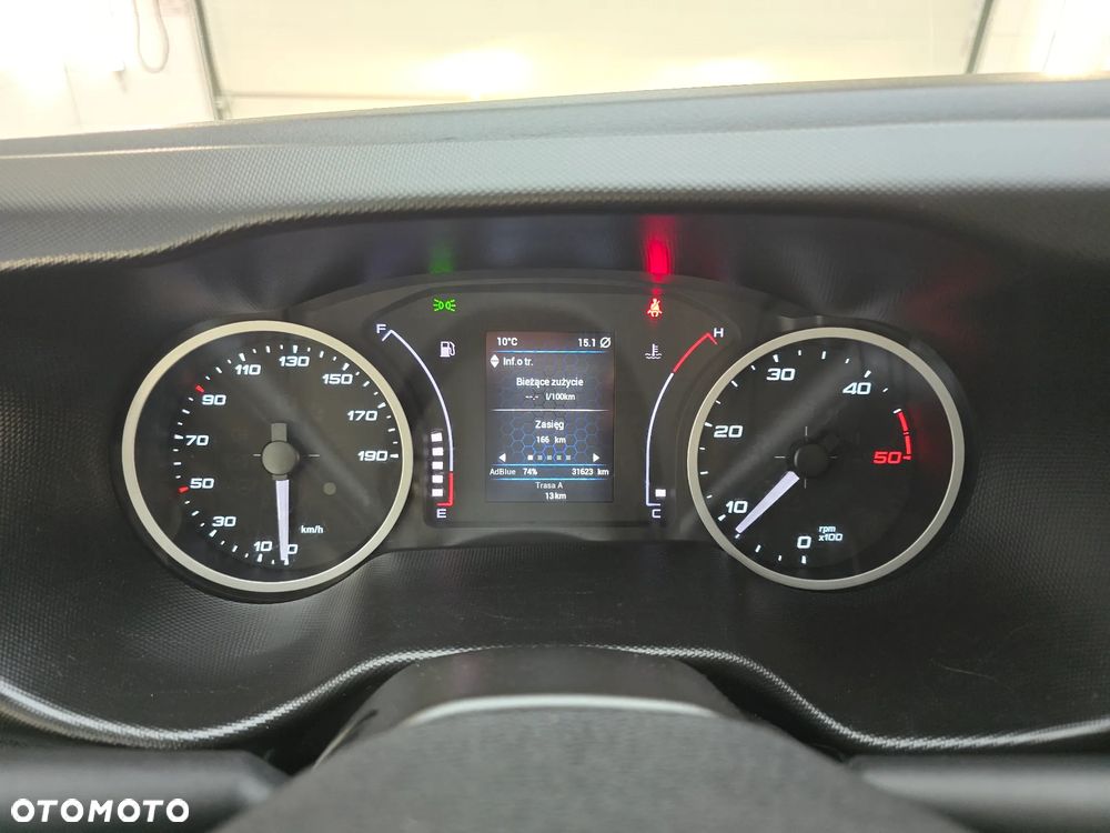 Iveco DAILY 50C18 / 35C18 DOKA SKRZYNIA DŁUGA3,81cm + SKRZYNIA NA NARZĘDZIA DEMONTOWANA HAK 3500Kg TEMPOMAT KLIMA 31 Tyś km SERWIS DO OSTATNIEGO Km ASO IVECO NA GWARANCJI - 3