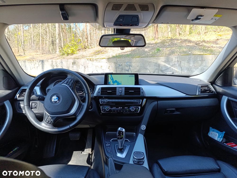 BMW Seria 3 320d Efficient Dynamics Edition - 8