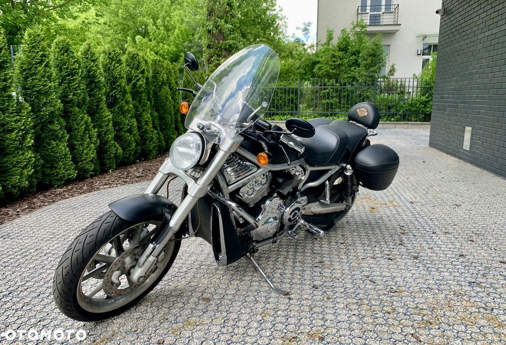 Harley-Davidson V-Rod Street Rod - 2