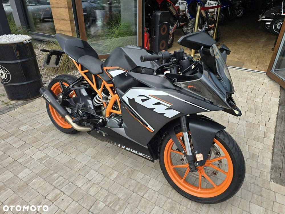 KTM RC 125 - 6