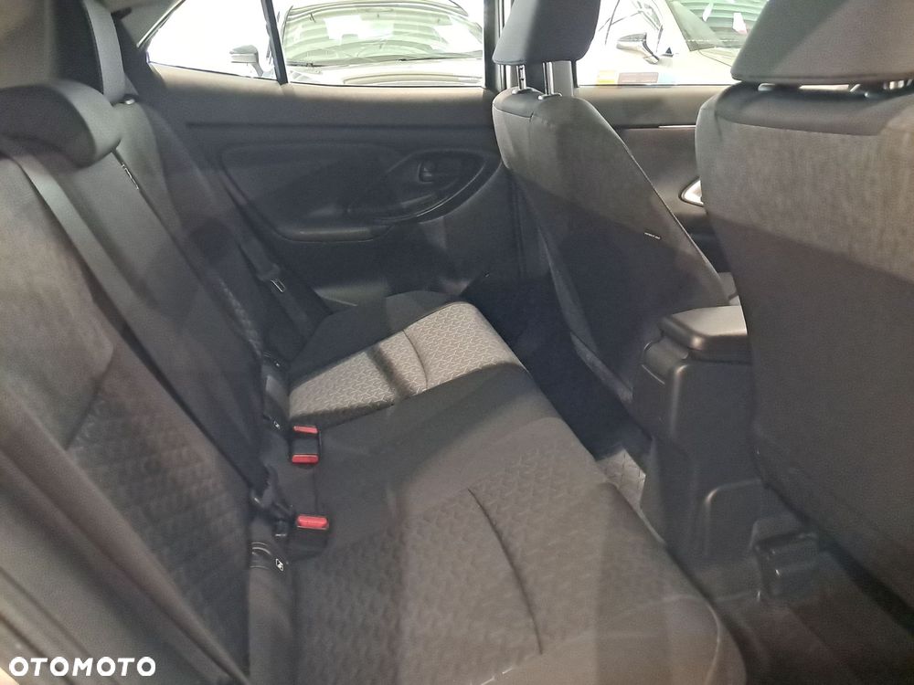 Toyota Yaris Cross Hybrid 1.5 Comfort 4x4 - 10