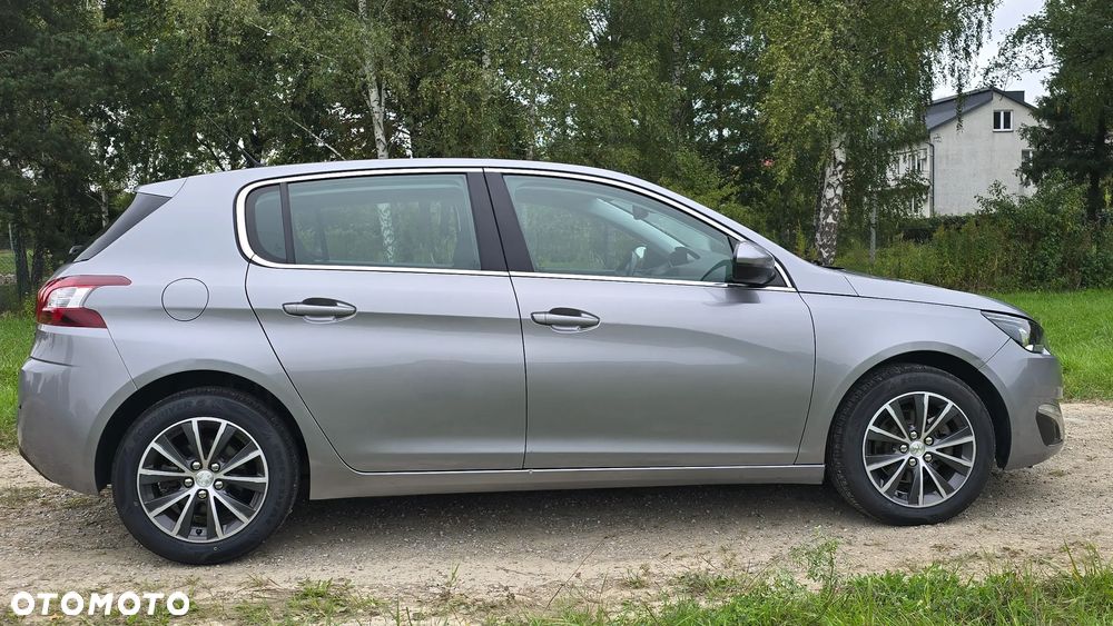 Peugeot 308 1.6 BlueHDi Allure S&S - 8