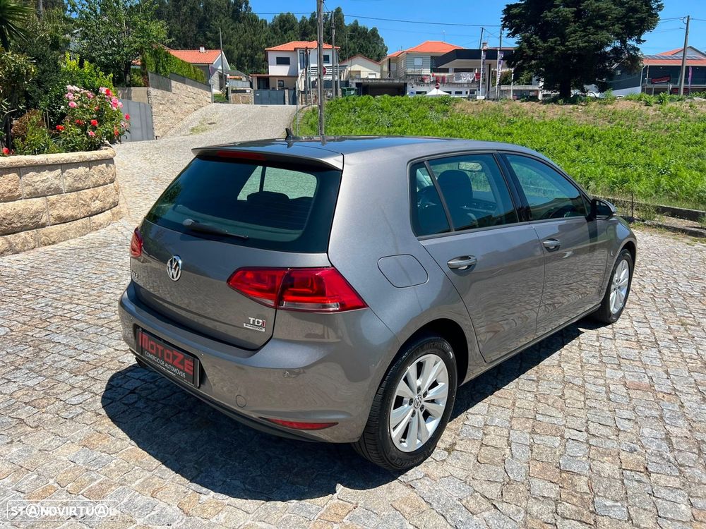 VW Golf 1.6 TDi Confortline DSG - 6