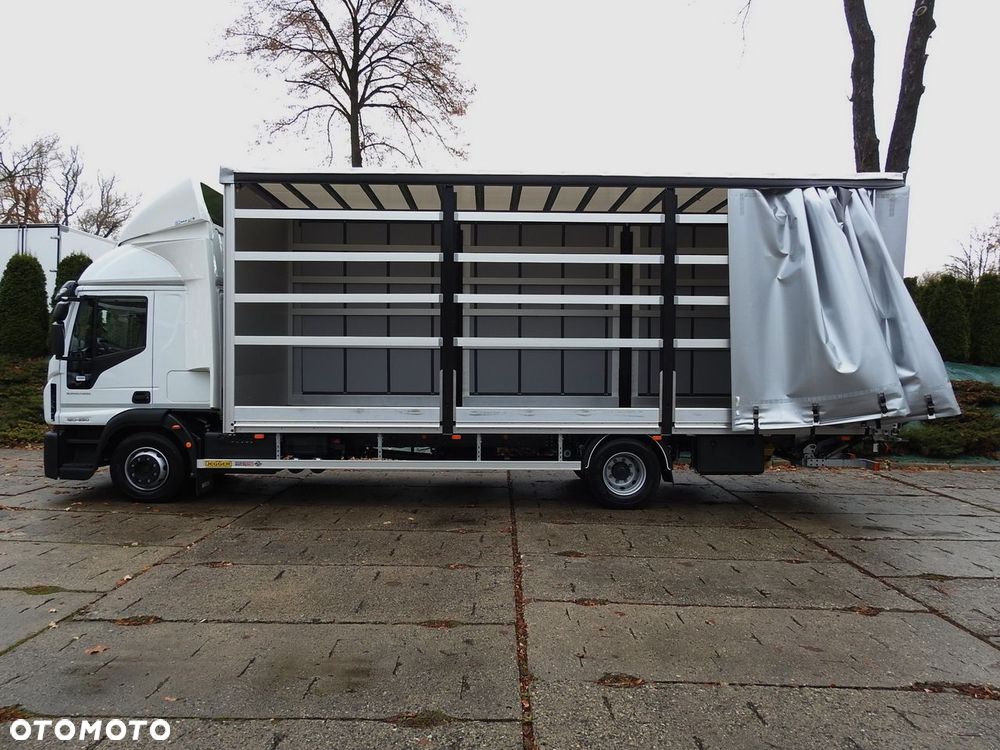 Iveco EUROCARGO 120-250 NOWY PLANDEKA WINDA 18 PALET WEBASTO KLIMATYZACJA TEMPOMAT LEDY PNEUMATYKA AUTOMAT 250KM - 9