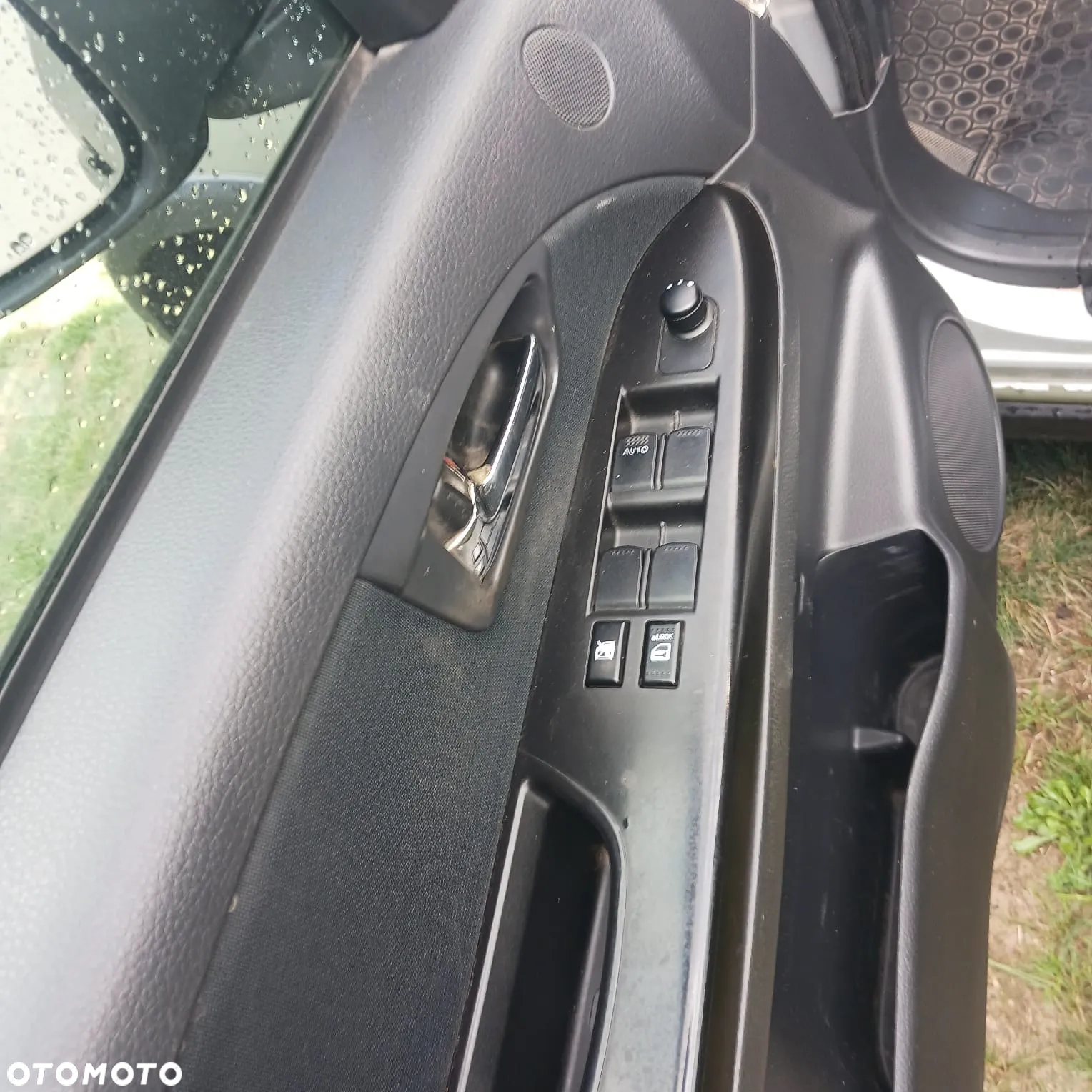 Kia Ceed - 10