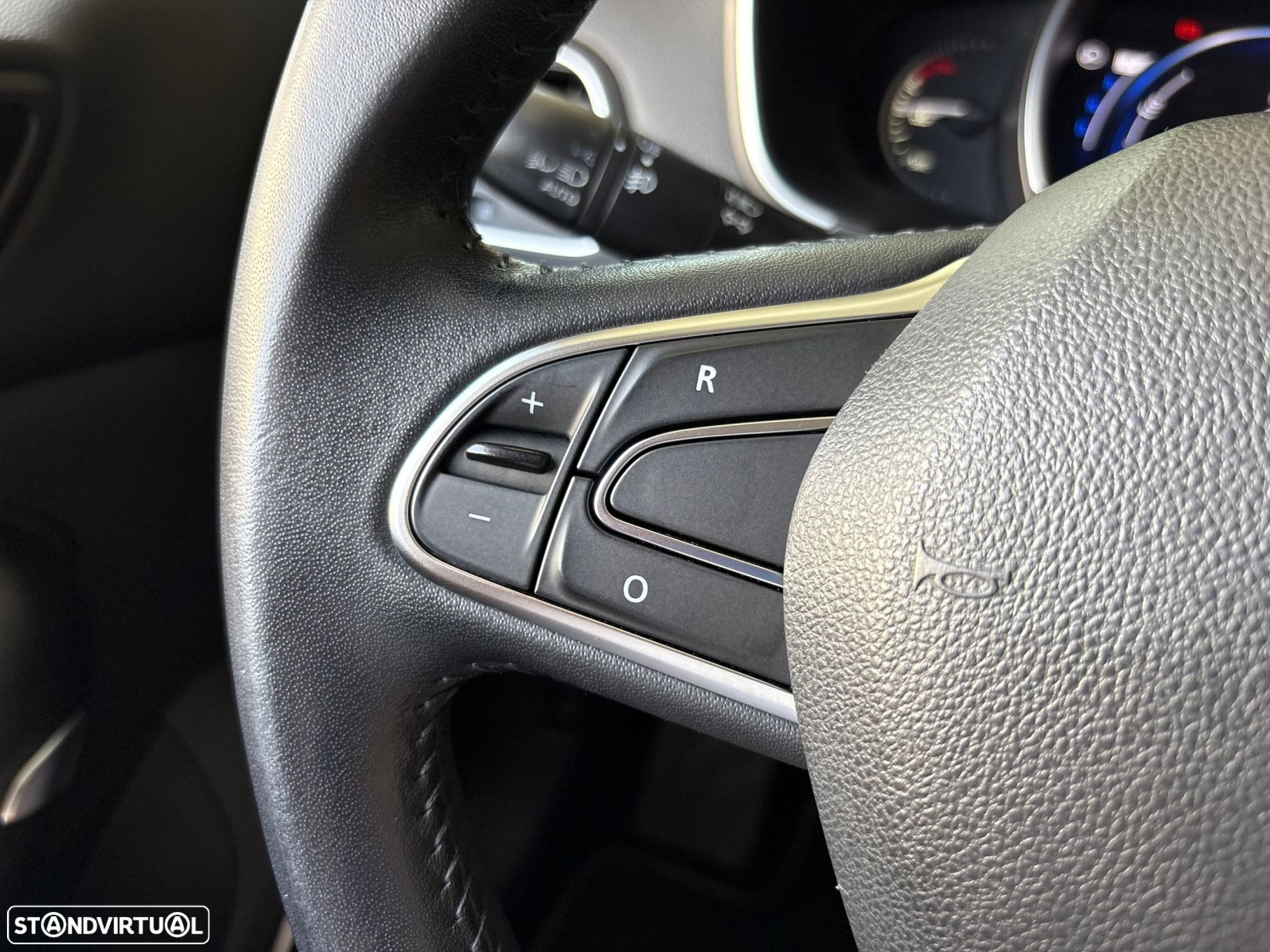 Renault Mégane Grand Coupe 1.5 dCi Limited EDC - 14
