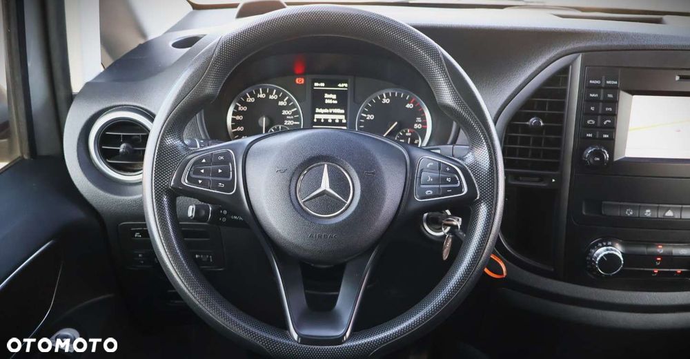 Mercedes-Benz Vito - 22