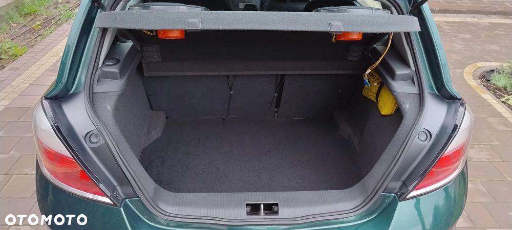 Opel Astra 1.6 Enjoy Easytronic - 9
