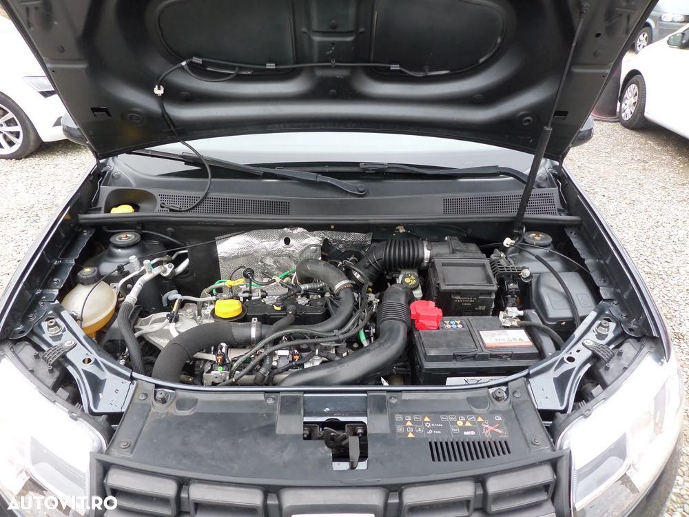 Dacia Sandero - 8