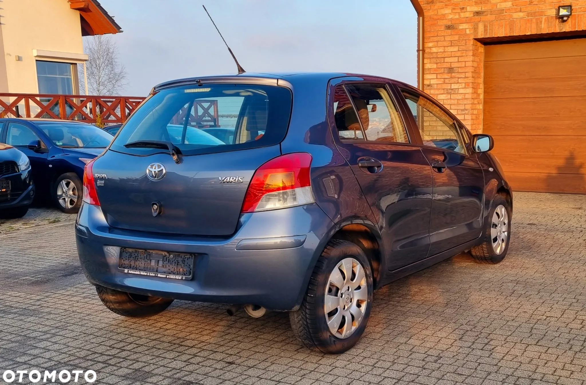 Toyota Yaris 1.0 Active - 5
