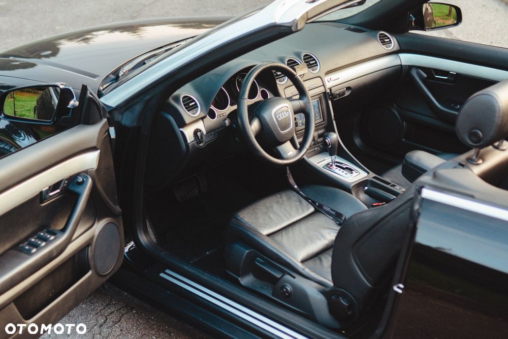 Audi A4 Cabrio 2.0 TFSI multitronic - 13