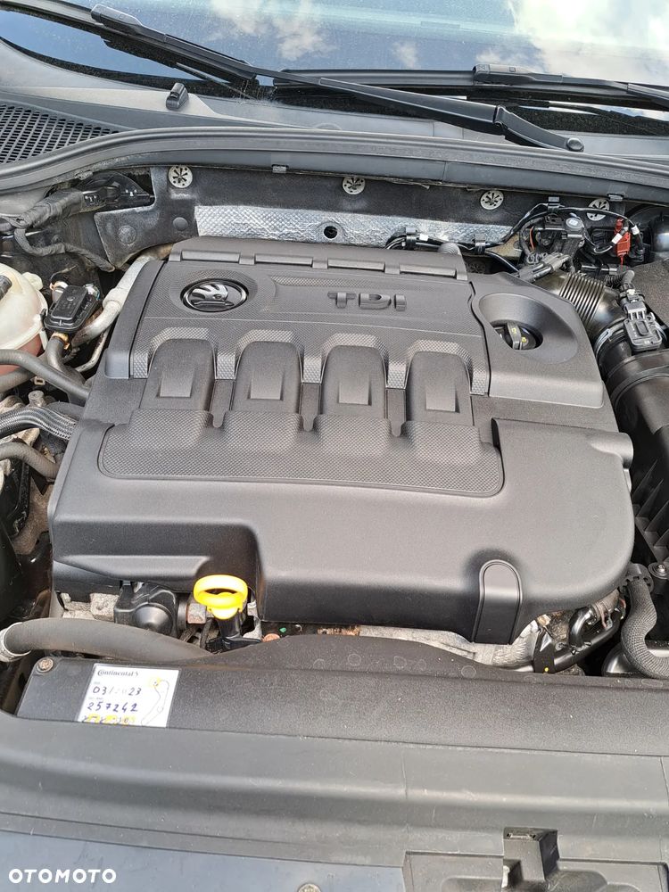 Skoda Octavia 1.6 TDI (Green tec) Ambition - 19