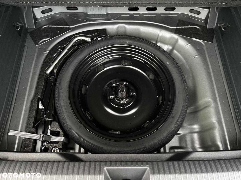 Volkswagen T-Roc - 32