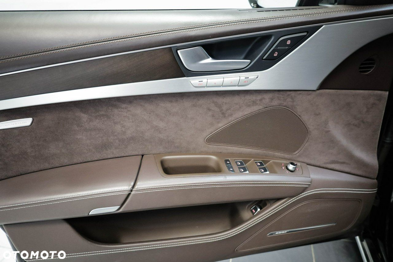 Audi A8 - 19