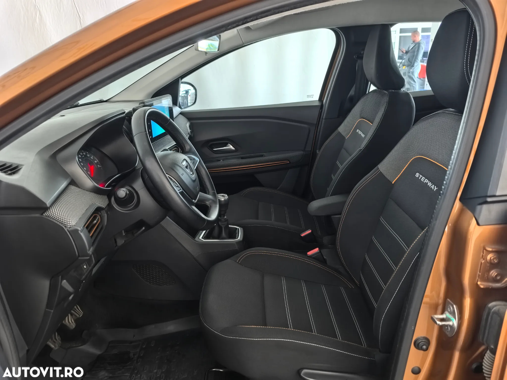 Dacia Sandero TCe 90 MT6 Comfort - 10